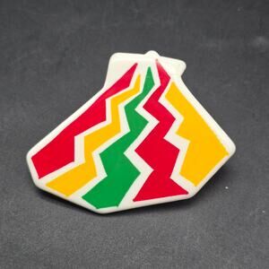 Guyana Flag Brooch Red Yellow Green Zig Zag Stripes 1980s Vintage